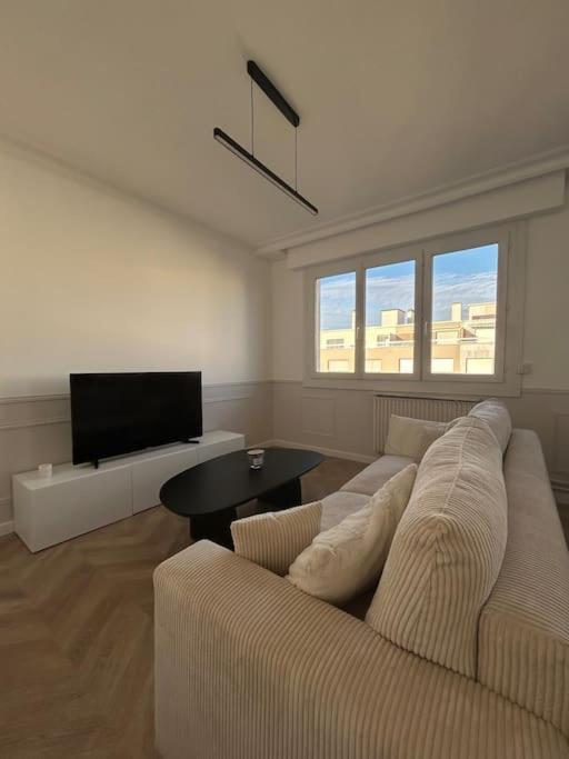 Appartement De Charme Hyper Centre Le Mans Luaran gambar